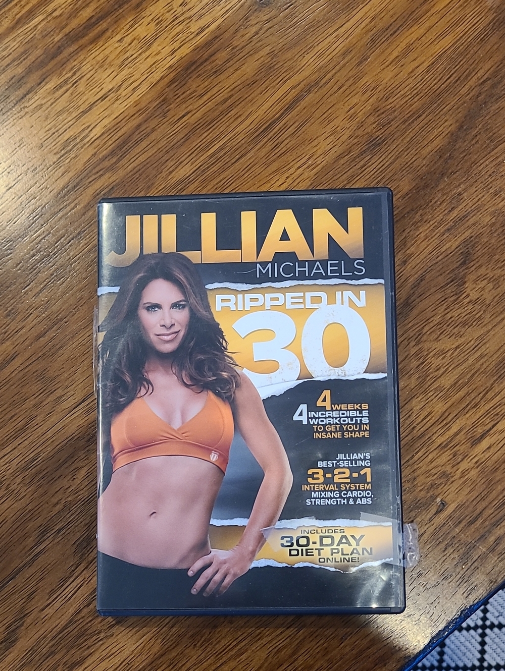 Jillian Michaels Ripped in 30.